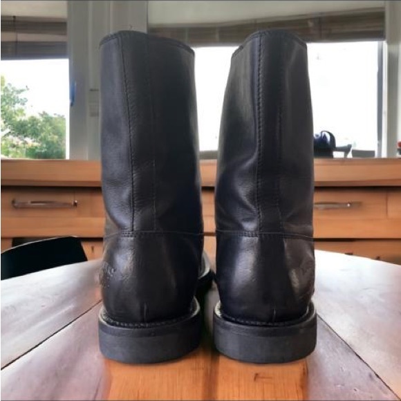 Gucci Men's Black Leather Boots - Picture 8 of 15